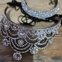 تاج عروس و گردنی