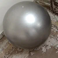 توپ پیلاتس یا ایروبیک