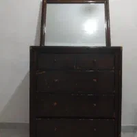 دراور همراه با آینه