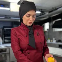 نظافت/آشپزی/استخدام خانم جهت نظافت و آشپزی