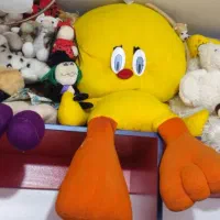 فروش تعداد زیادی عروسک در حد نو