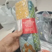 روبالشی و ملافه دور کش