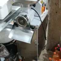 لوازم آشپزخانه صنعتی کلی به فروش میرسد