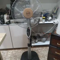پنکه ایستاده
