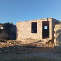 زمین-مسکونی-و-خانه-درحال-ساخت-فروشی