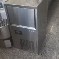 یخساز