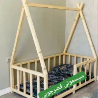 تخت نوجوان سرخپوستی و کلبه و کمد