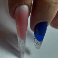 کاشت ناخن با بهترین متریال
