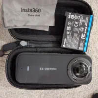 دوربین insta360 x3 با کیف و مونوپاد