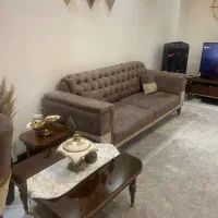 مبلمان هشت نفره با میز ناهارخوری چهارنفره