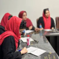 آموزش میکروبلیدینگ ابرو با مدرک فنی و حرفه ای