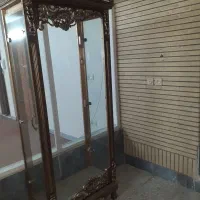 ویترین و کمد تک