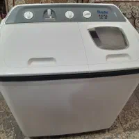 لباسشویی دو قلو ۱۰ کیلو گرمی در حد نو