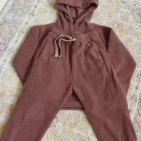 لباس بچگانه وکلاه بچگانه ولباس مدرسه وکفش بچگانه