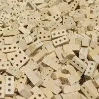 مقدار ۸ تن اجر سه گل بنیاد مسکنی