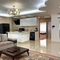 اجاره واحد۱۰۰متری واقع در فردوسی غربی خیابان برقی