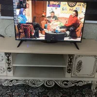 میز تلویزیون سفید