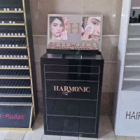 استند آرایشی نو
