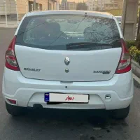 رنو ساندرو استپ وی اتوماتیک