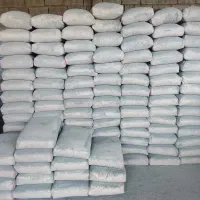 منشی خانم برای دفتر مصالح ساختمانی