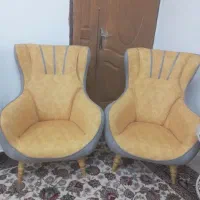 دو عدد مبل تک نفره نونو کیفیت چوب و پارچه خوب