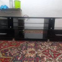 میز تلویزیون شیشه ای بسیار زیبا