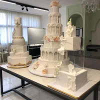 آموزش کیک و شیرینی حرفه ای