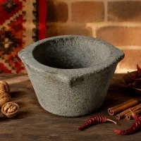 هاون سنگی عتیقه و تمیز