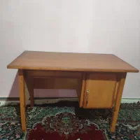 میز تحریر چوبی