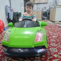 ماشین شارژی دوموتوره درحد نو