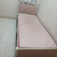 تختخواب و تشک