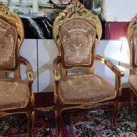 مبل شیک سلطنتی طلایی رنگ با قیمت استثنایی