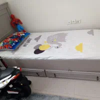 تخت کودک و نوجوان