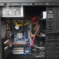 کیس ddr3 رم ۸ و سی پیو ۴ هسته ای و گرافیک ۲