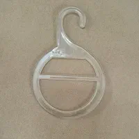 چوب لباسی شال و روسری