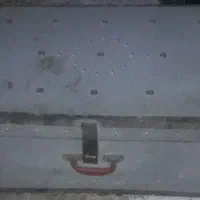 چمدان قدیمی سالم