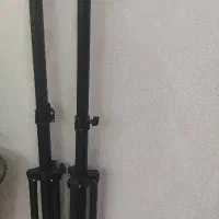 دو عدد پایه فلزی نور و دوربین ۲۰۰ سانتی‌متری