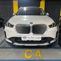BMW ix1بی ام و