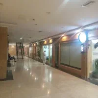 مغازه ۲۸متر /میدان شریفی/داخل پاساژ