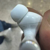 ایرپاد پرو گوش راست گم شده در بام لند دریاچه چیتگر