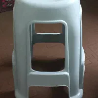 چهارپایه پلاستیکی