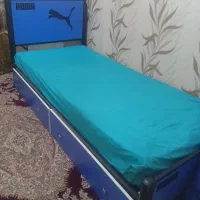 تخت تک نفره