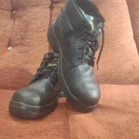 لباس کار،کفش کار،کاپشن نوی نو جنس خوب،مفت معاوضه