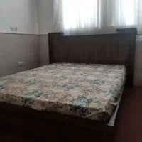 تخت دونفره با میز آرایش
