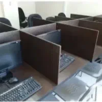 کامپیوتر و میز و سرور شبکه و اسکنر