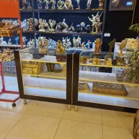 میز وییترینی
