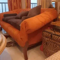 کاناپه سالم خارجی محکم ابعاد ۲متر نیم در یک متر
