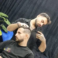 شراکت برا زدن رایشگاه زنانه یا مردانه واحد مغازه