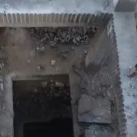 برش بتن و کورزنی سوراخ کردن برای جای لوله در سرویس