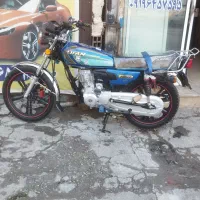 یک دستگاه موتور سیکلت ۲۰۰لیفان ۱۴۰۳